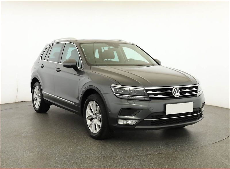 Volkswagen Tiguan (2017) Highline 2.0 TSI, 4X4 - fotografie inzerátu