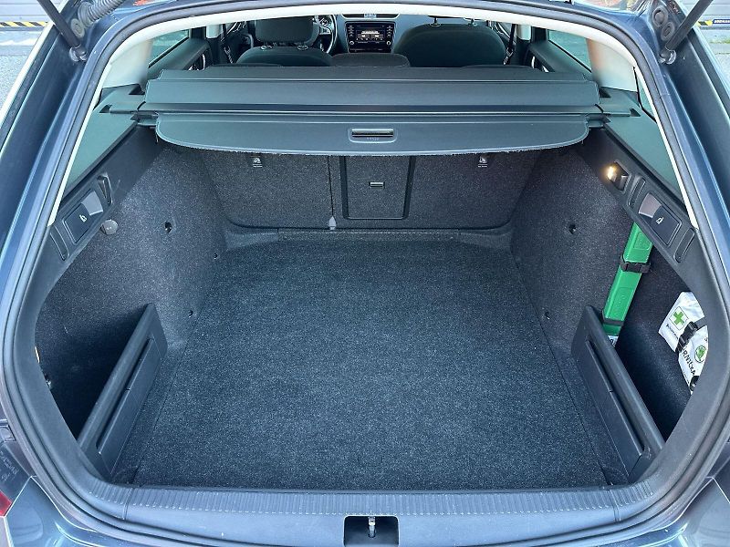 Škoda Octavia (2018) Combi 2.0 TDI DSG Style + - fotka 26 z 31