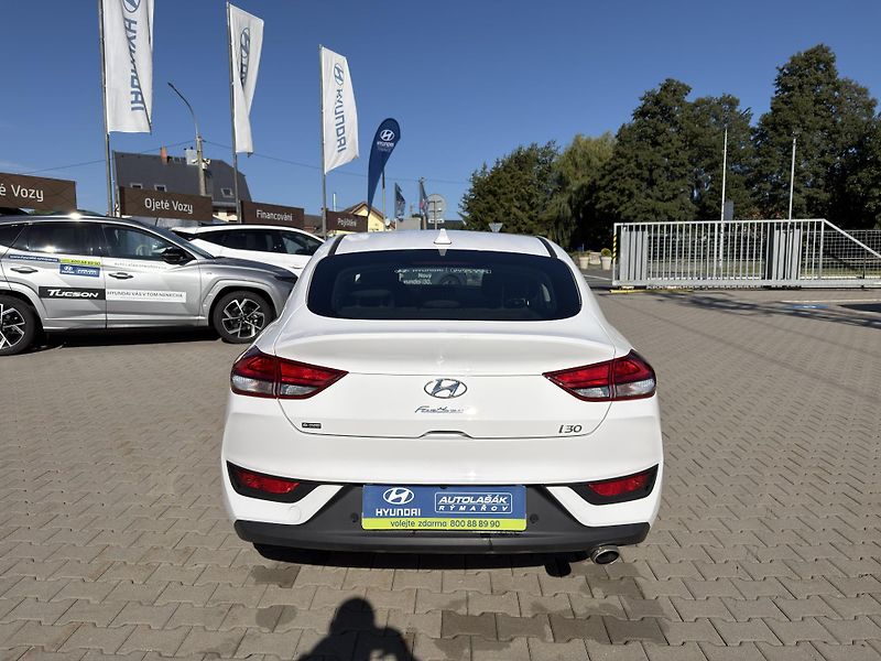 Hyundai i30 1.0-88KW,FB, REZERVACE - fotka 6 z 29