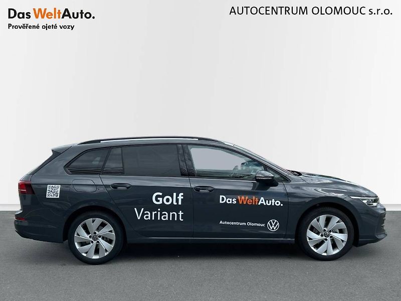 Volkswagen Golf (2026) Variant 1.5 eTSI 7DSG People - fotka 3 z 35