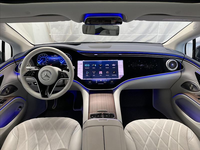 Mercedes-Benz EQS 580 4MATIC Berline - fotka 13 z 23