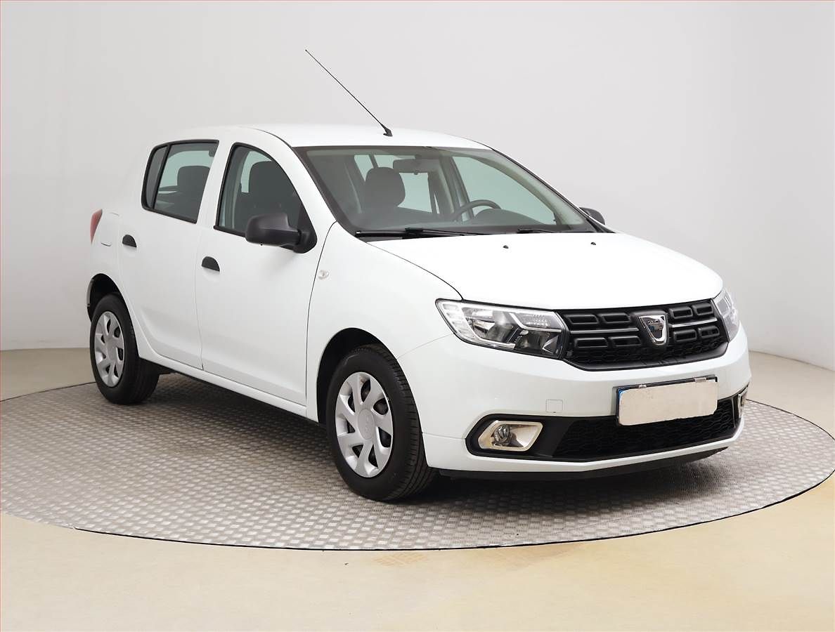 Dacia Sandero 1.0 SCe, ČR,1.maj