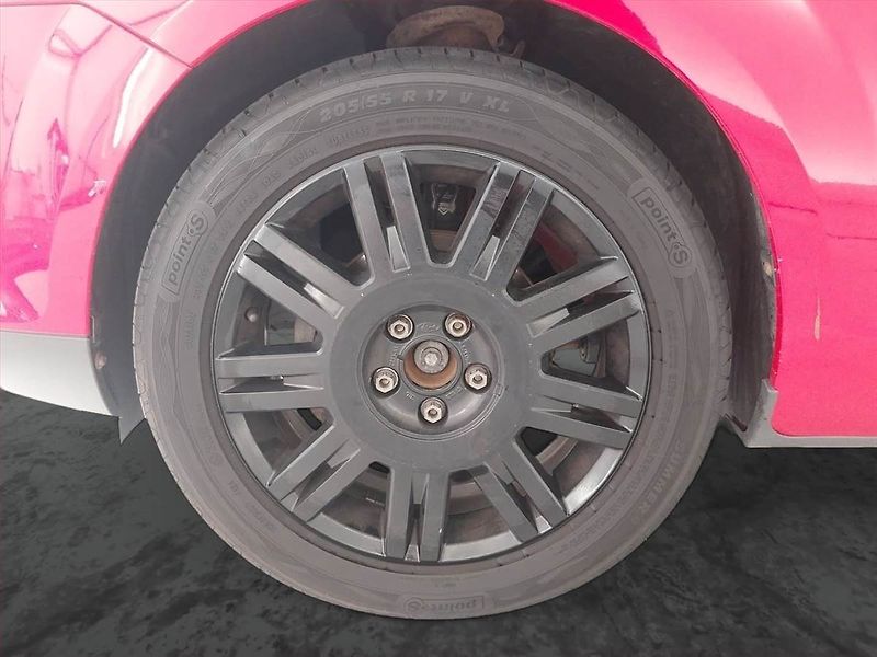 Ford Focus (2006) Ghia 1.6 16V, slušný stav - fotka 15 z 20