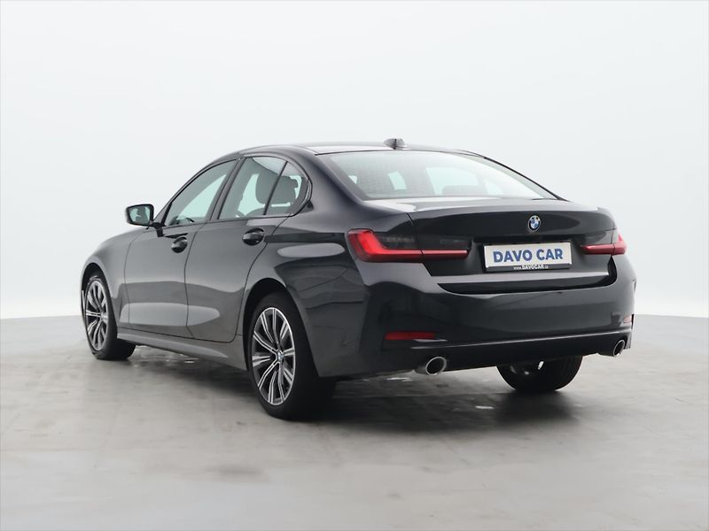 BMW Řada 3 2,0 318i 115kW Aut Virtual LED - fotka 5 z 32