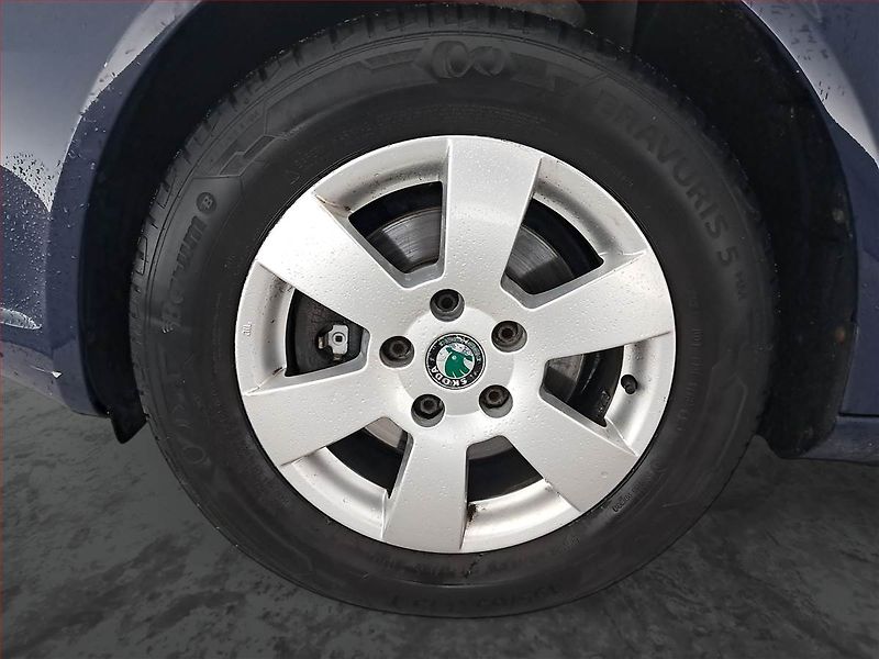 Škoda Octavia (2012) 1.4 TSI, Tempomat - fotka 15 z 16