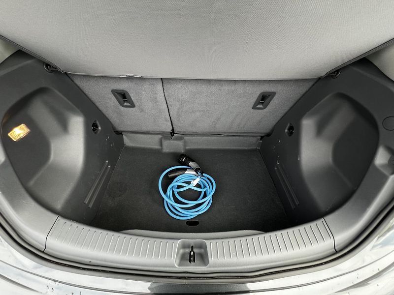 Opel Ampera EV 150kW 60kWh Executive  - fotka 22 z 24