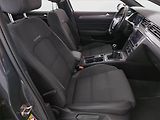 Volkswagen Passat (2017) 2.0 TDI 4Motion, 4X4 - náhled 7