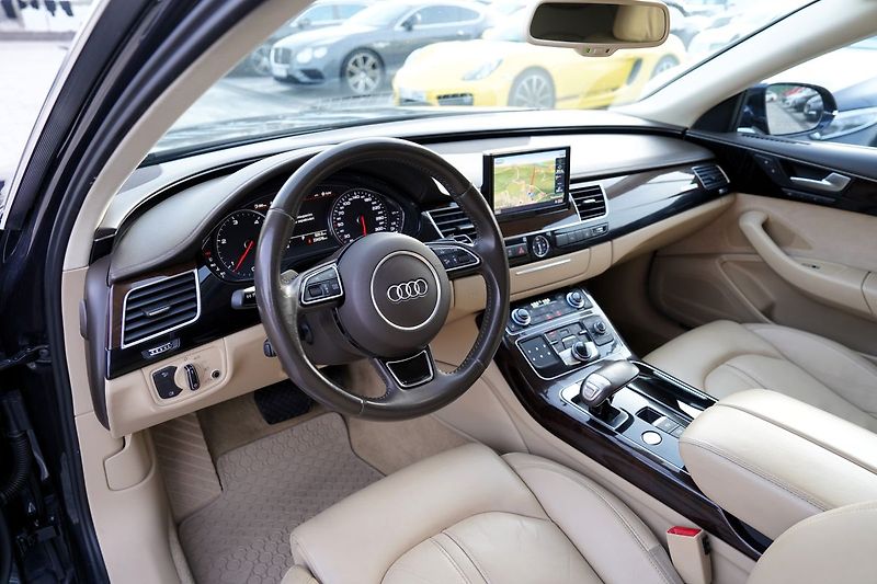 Audi A8 3.0 TDI Quattro/Tiptr./Matrix - fotka 28 z 48
