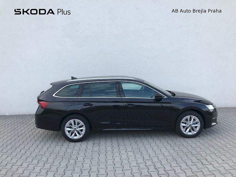 Škoda Octavia (2025) COMBI TOP SELECTION 1,5 TSI M- - fotka 6 z 29