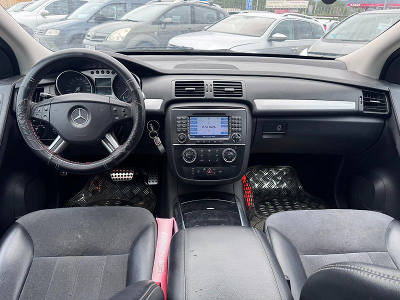 Mercedes-Benz Třídy R (2006) 320 CDI 4X4 165 KW STK - fotka 17 z 38