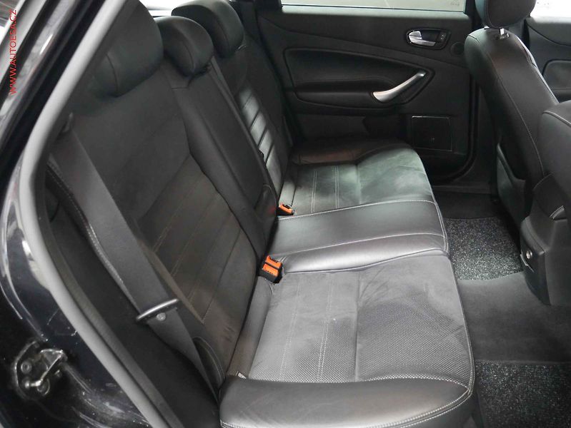 Ford Mondeo (2008) 2.0 TDCi, autoAC - fotka 11 z 23