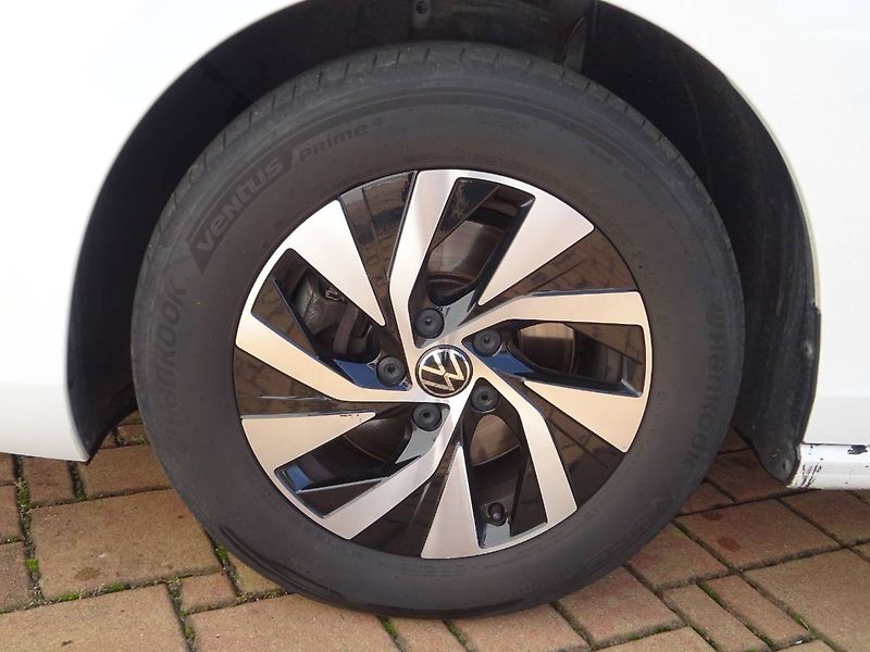 Volkswagen Passat (2024) 2,0 TDi/ 110kW DSG  Business - fotka 29 z 29