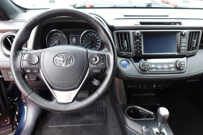 Toyota RAV4 2.5HSD -i E-CVT AWD Selection - fotka 16 z 33