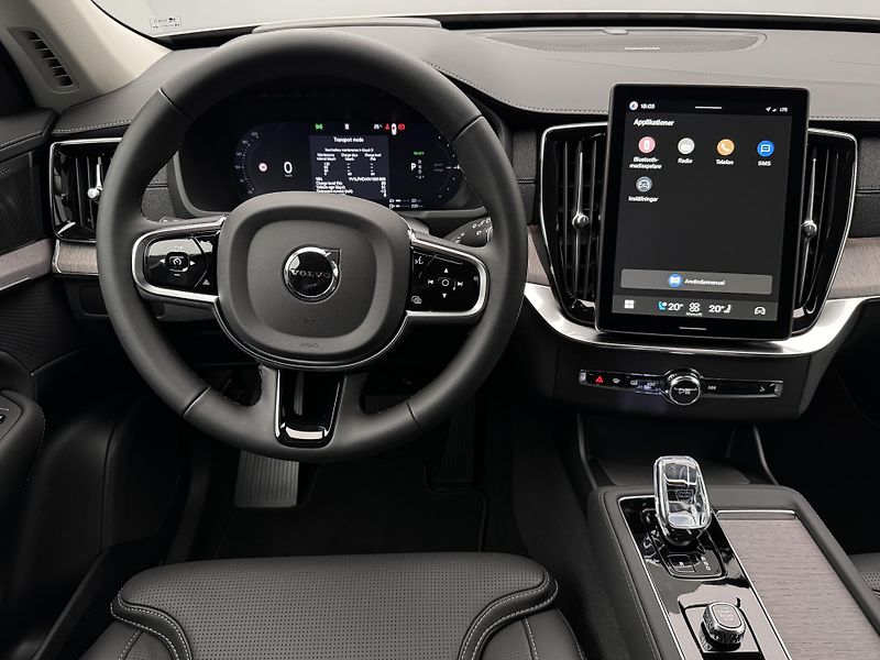 Volvo XC90 (2026) T8 AWD RECHARGE DARK PLUS 7m - fotka 4 z 29