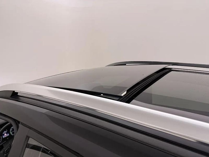 MG ZS EV 105kW Luxury LED 44'000km! - fotka 10 z 13