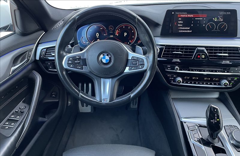 BMW Řada 5 3,0 D,530 xDrive,195kW,M-PACKE - fotka 14 z 34