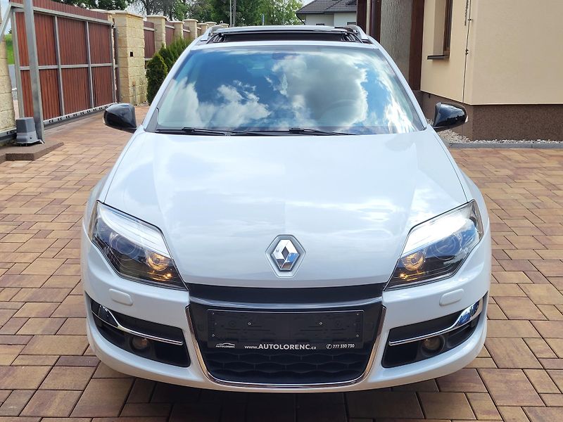 Renault Laguna 2.0dCi 127kW*4CONTROL*PANORAMA - fotka 7 z 54