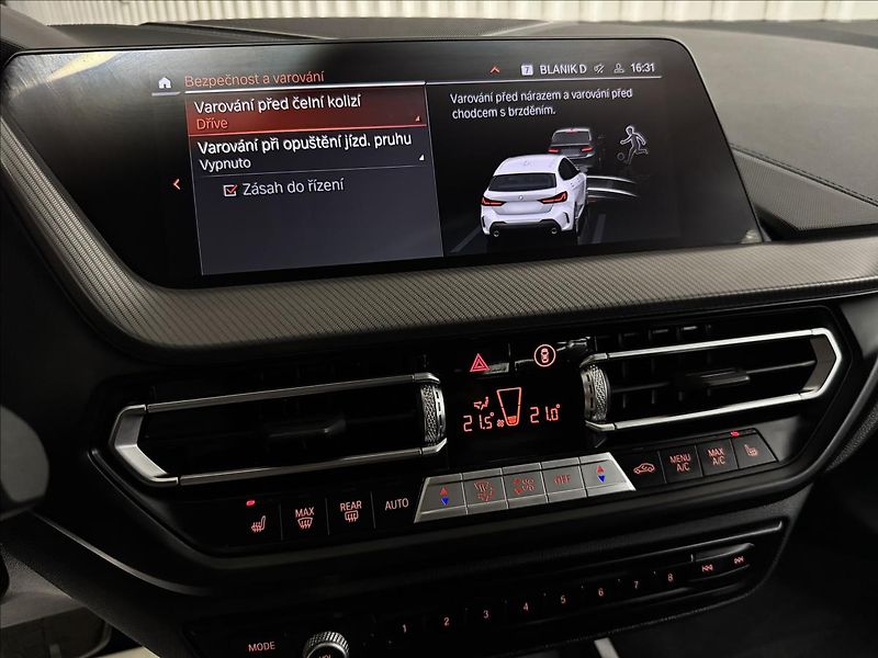 BMW Řada 1 120i M Sport Virtual Pano LED - fotka 25 z 47
