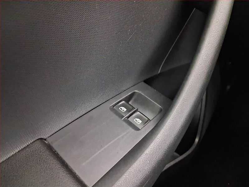 Škoda Rapid (2017) 1.2 TSI, Navi - fotka 18 z 19