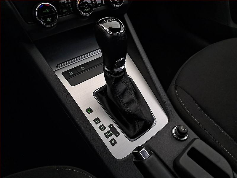 Škoda Octavia (2019) 1.6 TDI, Automat, Serv.kniha - fotka 13 z 20