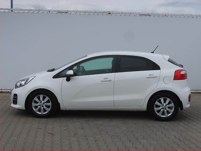 Kia Rio (2016) 1.25 CVVT, Serv.kniha - fotka 3 z 14