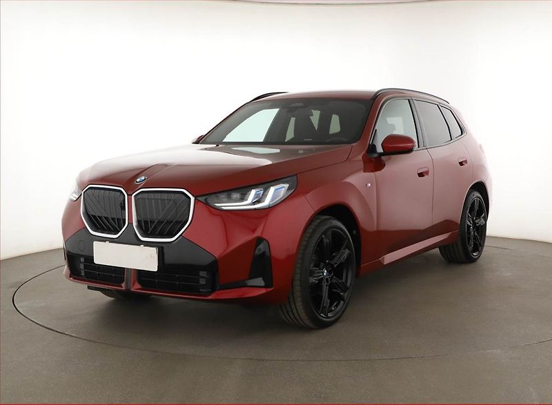 BMW X3 (2025) 20d xDrive, M Sport, Navigace - fotka 2 z 21