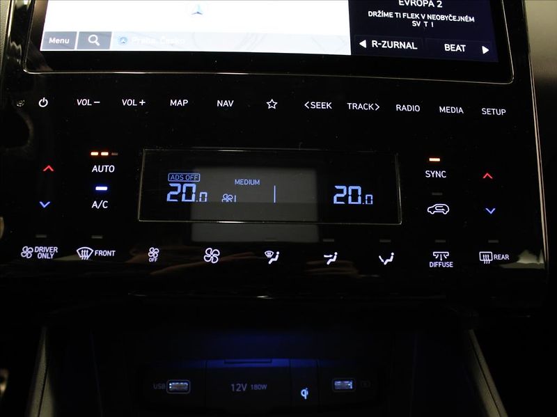Hyundai Tucson 1,6 HEV 169kW N-Line Premium - fotka 20 z 25