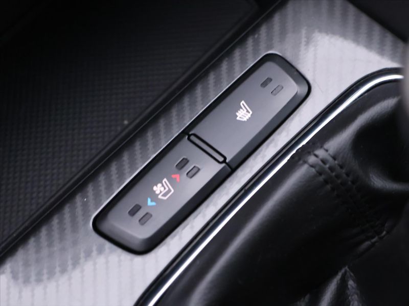 Kia Optima 1,7 CRDi 100kW Exclusive CZ - fotka 26 z 34
