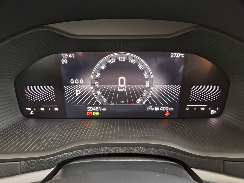 Škoda Karoq (2023) Ambition DSG 1,5TSi 110kW - fotka 16 z 32
