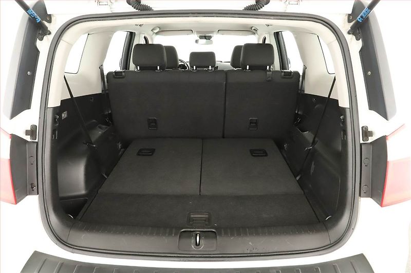 Chevrolet Orlando (2012) 2.0 VCDi, 7 míst, Tempomat - fotka 14 z 14