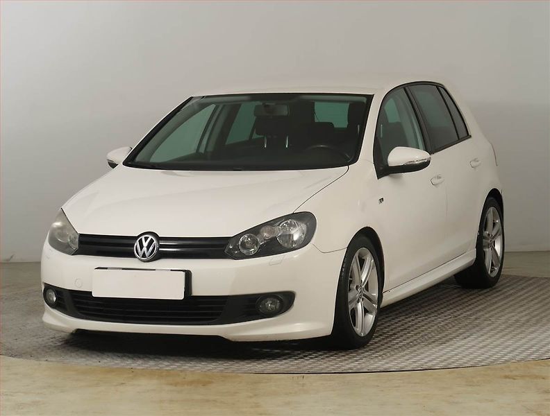 Volkswagen Golf (2012) R-Line 1.6 TDI, Tempomat - fotka 2 z 19