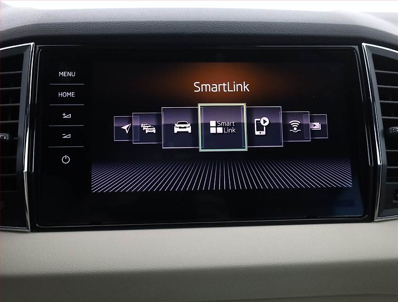 Škoda Karoq (2017) Style Plus 1.5 TSI - fotka 18 z 19