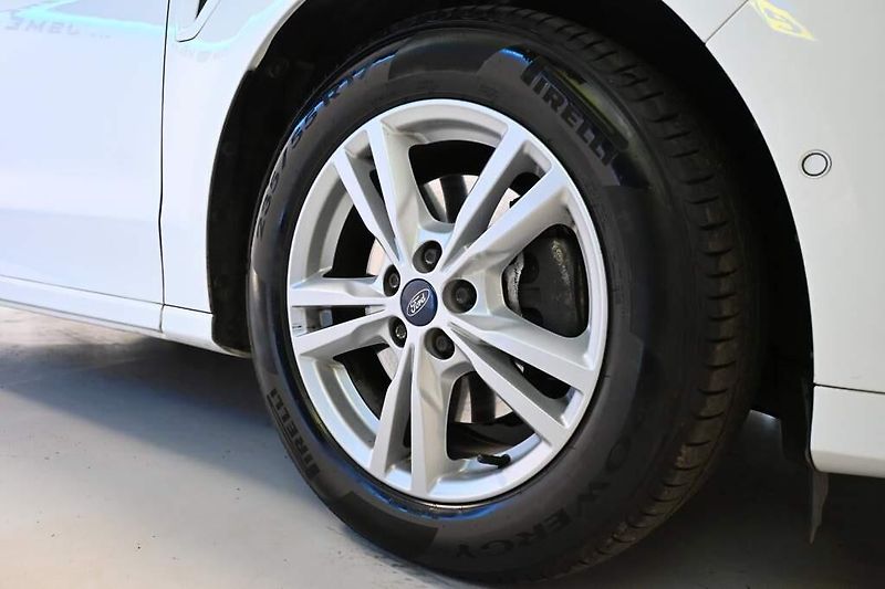 Ford S-MAX (2020) 2.0 140 KW LED ACC SONY Tažné - fotka 37 z 39