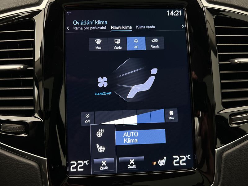 Volvo XC90 T8 AWD INSCRIPTION 7 MÍST AUT - fotka 38 z 49