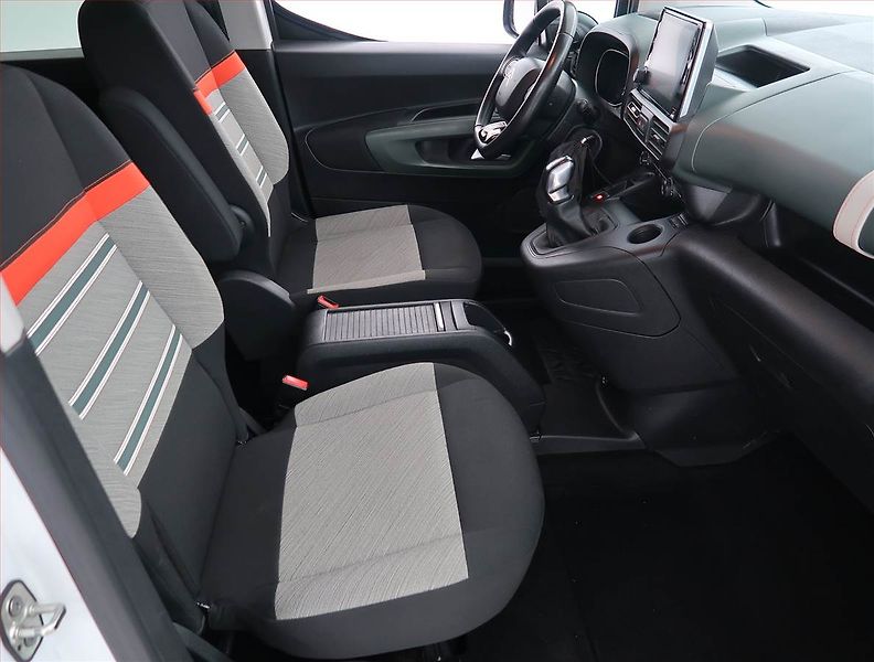 Citroën Berlingo (2020) Maxi Feel 1.5 BlueHDi, 5Míst - fotka 9 z 16