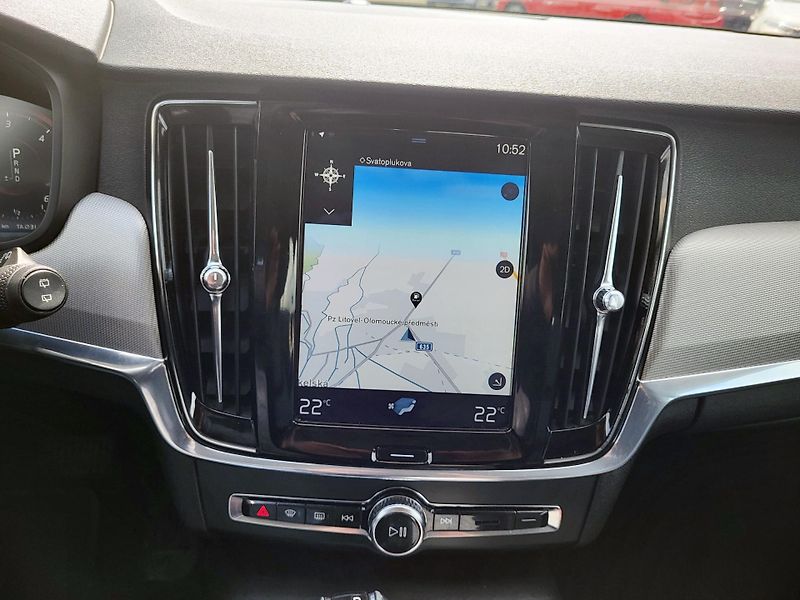 Volvo V90 D4 Drive-E INSCTRIPTION autom. - fotka 12 z 45