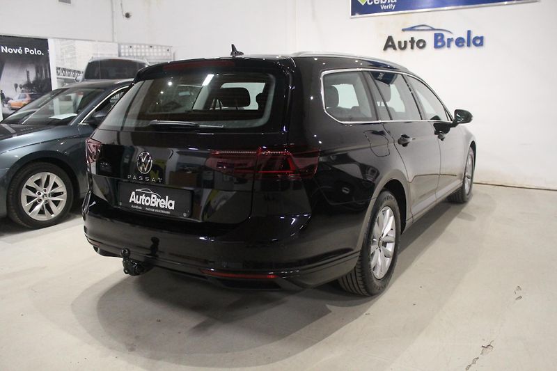 Volkswagen Passat Variant (2023) Manuál 110kW Matrix Tažné - fotka 11 z 29