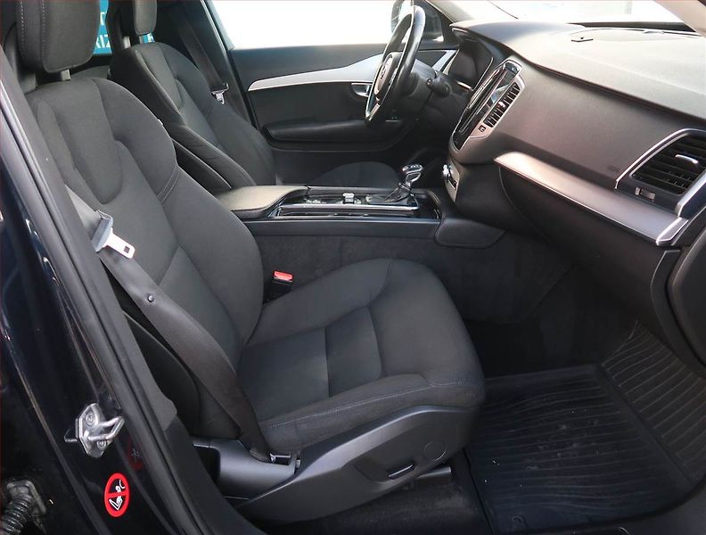 Volvo XC90 (2017) D5 AWD, 4X4, Automat, Navi - fotka 9 z 24