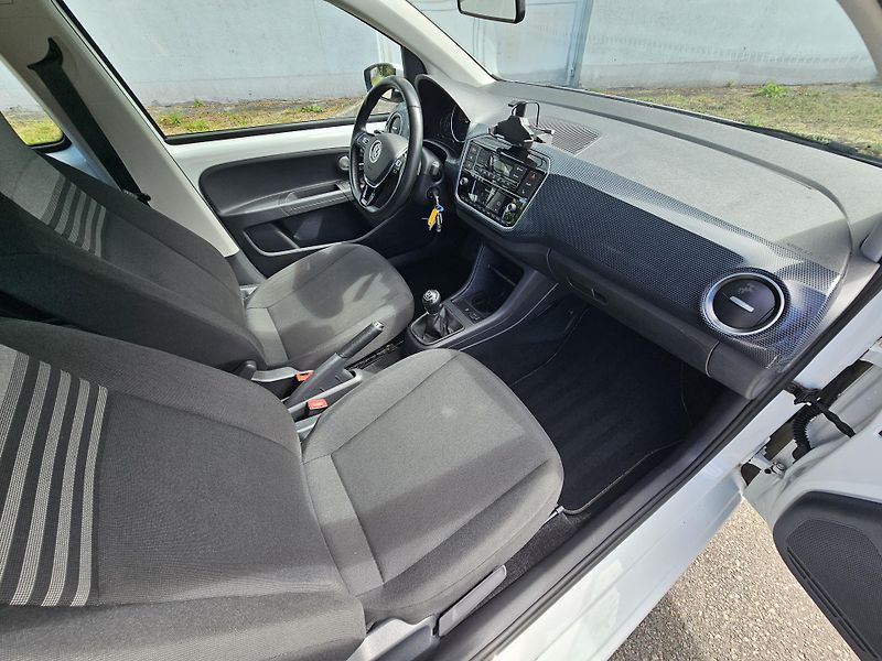 Volkswagen up! (2022) 1.0i KLIMA - fotka 14 z 18