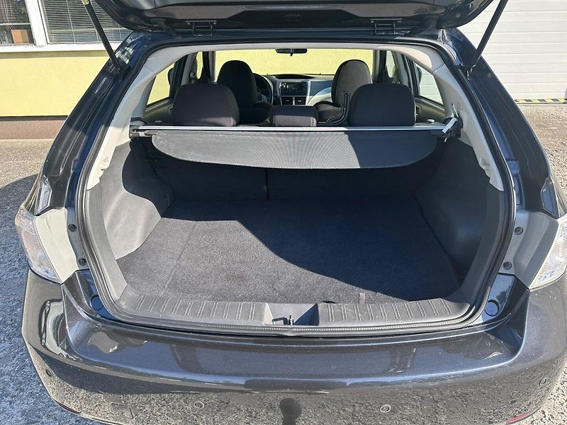 Subaru Impreza (2009) 2.0R Tažné/110kW/4x4/Výhřev - fotka 14 z 22