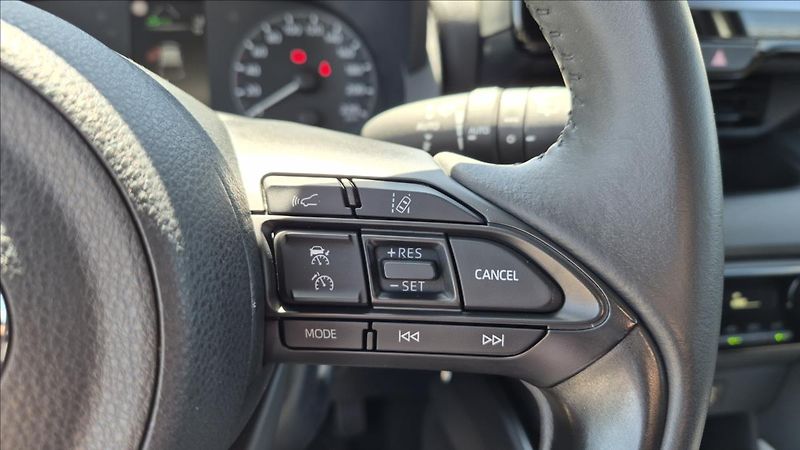 Toyota Yaris 1,5 TNGA HEV 92-1 CVT ČR - fotka 14 z 23
