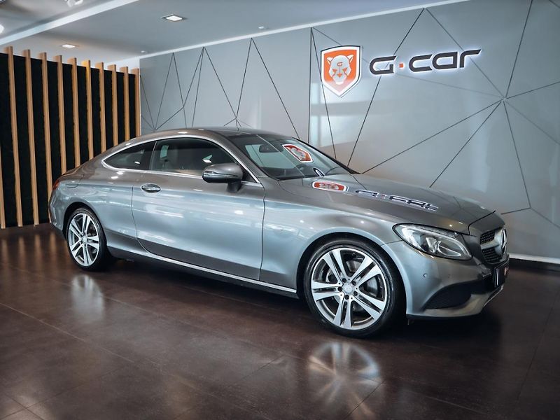 Mercedes-Benz Třídy C C 200 coupe AMG - fotka 3 z 31