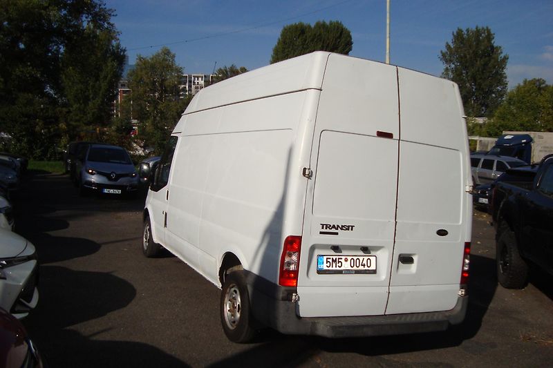 Ford Transit (2010) 300L, 2.2 TDCi - fotka 5 z 51