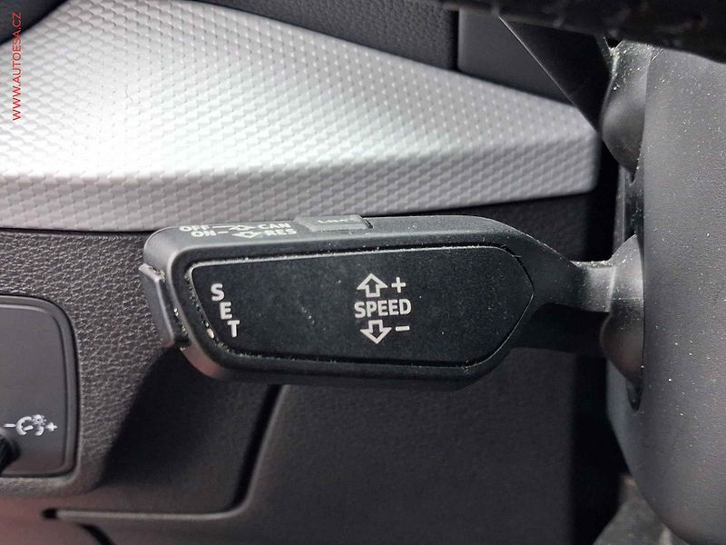 Audi Q2 (2018) 2.0 TFSi quattro, AT, LED - fotka 18 z 20