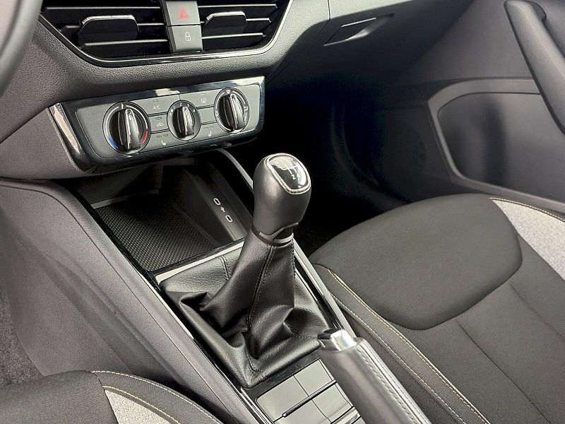 Škoda Scala (2025) 1.0TSI 85kW Selection - fotka 16 z 26
