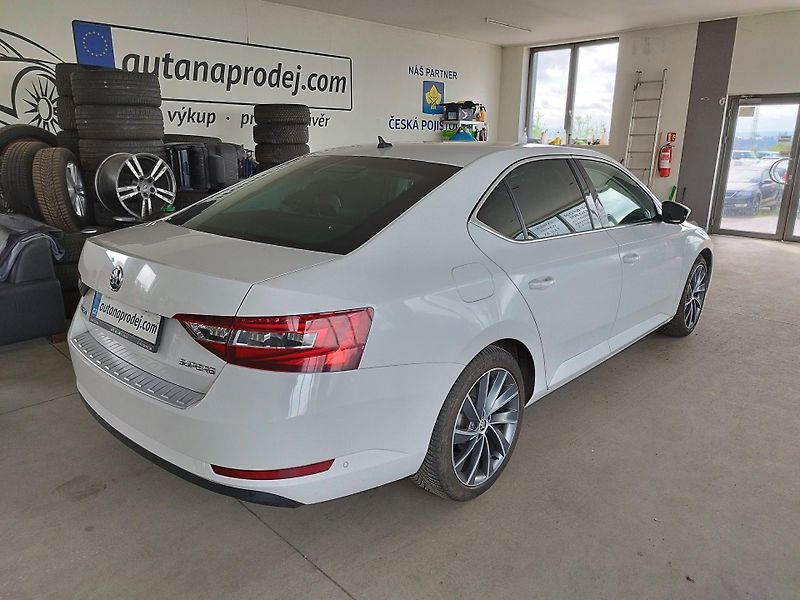 Škoda Superb (2017) TDI,110KW,L&K,DSG,NAVI,LED - fotka 5 z 33