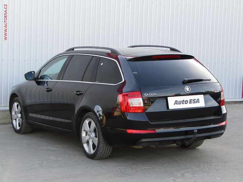 Škoda Octavia (2013) 2.0 TDi, Elegance, TZ, bixen - fotka 6 z 19