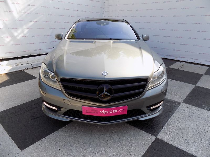 Mercedes-Benz CL (2010) 500 AMG/4-Matic/Designo/ - fotka 4 z 42