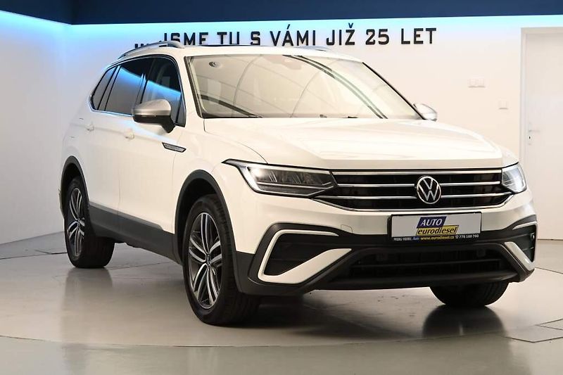 Volkswagen Tiguan Allspace (2023) 2.0 DSG LED 7Míst ACC Virtual - fotka 4 z 32