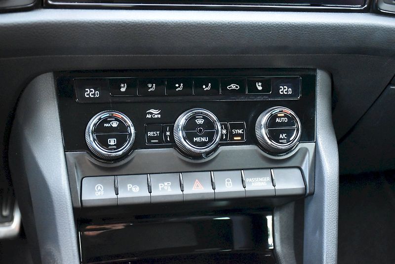 Škoda Kodiaq (2022) RS 2.0 TSI 180kW DSG 4x4 - fotka 19 z 32
